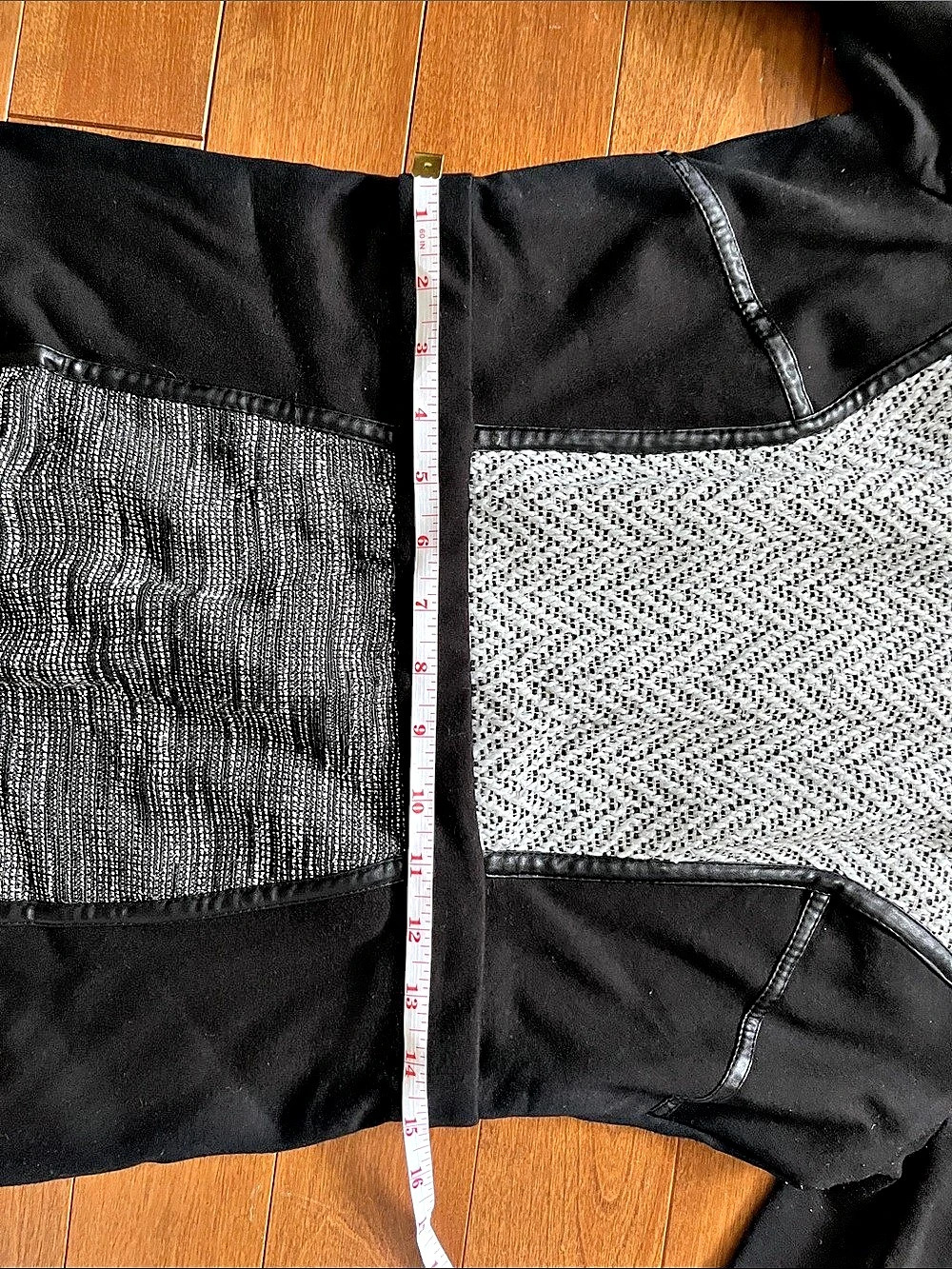 Calvin Klein Geometric Midi Dress in Black & White Size 8 - Picture 6 of 7